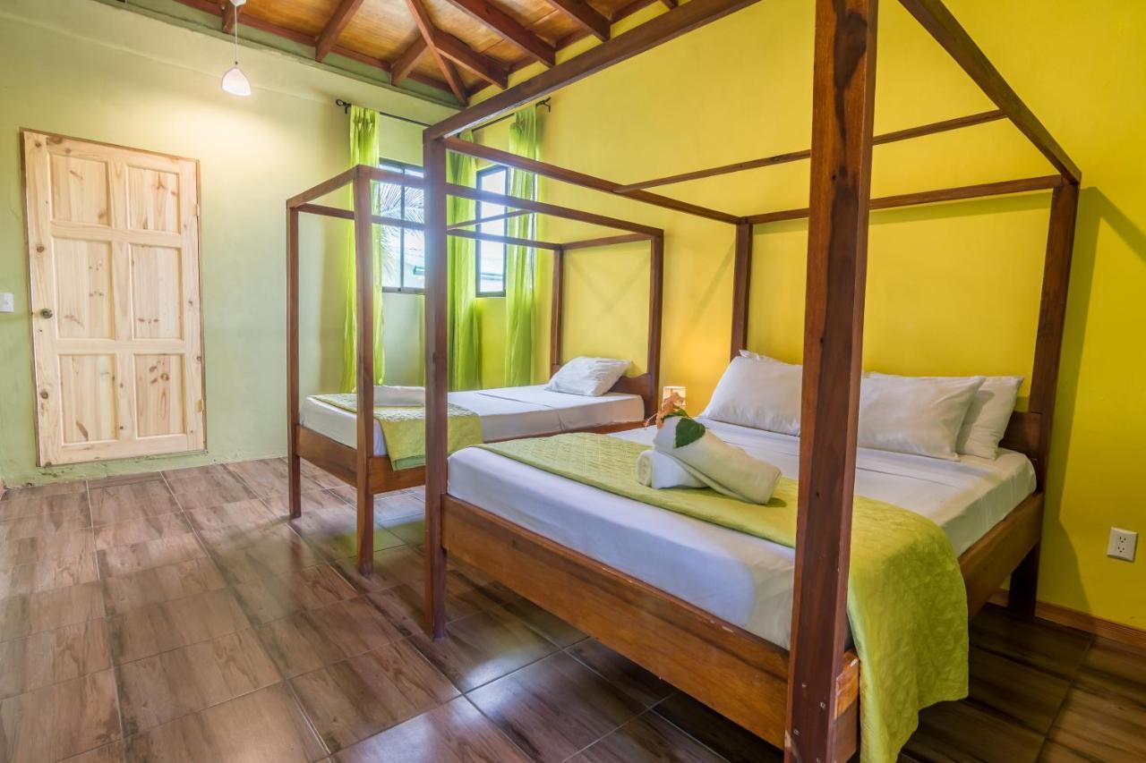 Sea Tower Hotel Puerto Viejo de Talamanca المظهر الخارجي الصورة