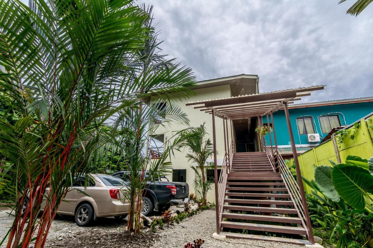Sea Tower Hotel Puerto Viejo de Talamanca المظهر الخارجي الصورة
